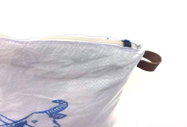 Trousse de toilette, recyclage, sac de marchandise, vache bleue