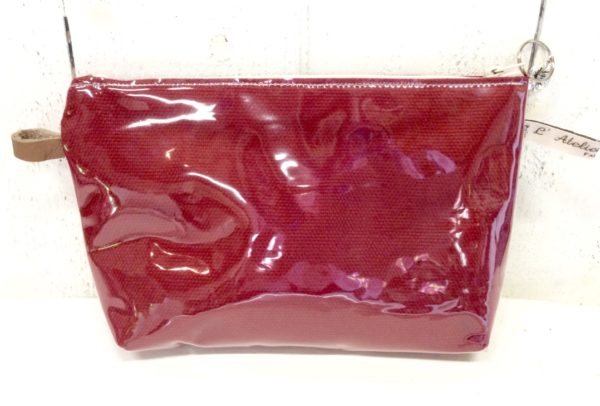 trousse de sac rouge- mes médocs