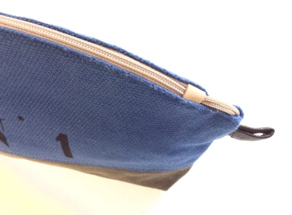 trousse de sac bleue-kaki-inscription N°1