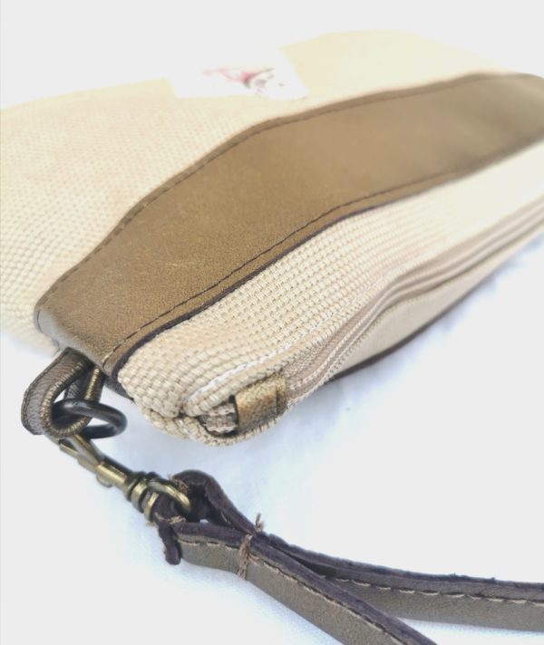 Pochette Maya beige-cuir doré-timbres