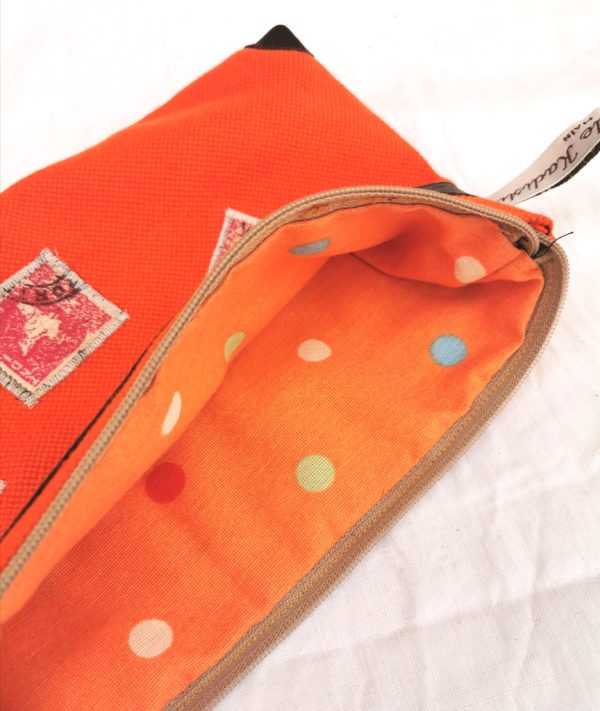 Pochette Maya orange-cuir marron-timbres