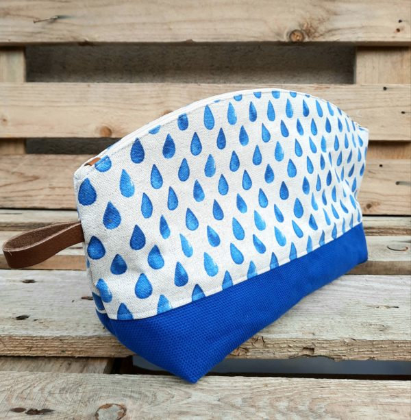Trousse de toilette gouttes bleues-base bleue
